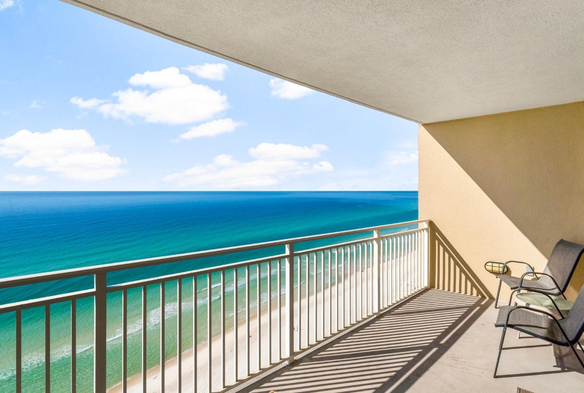 Beautiful Beachfront Paradise! Emerald Beach Resort Panama Stadt Exterior foto